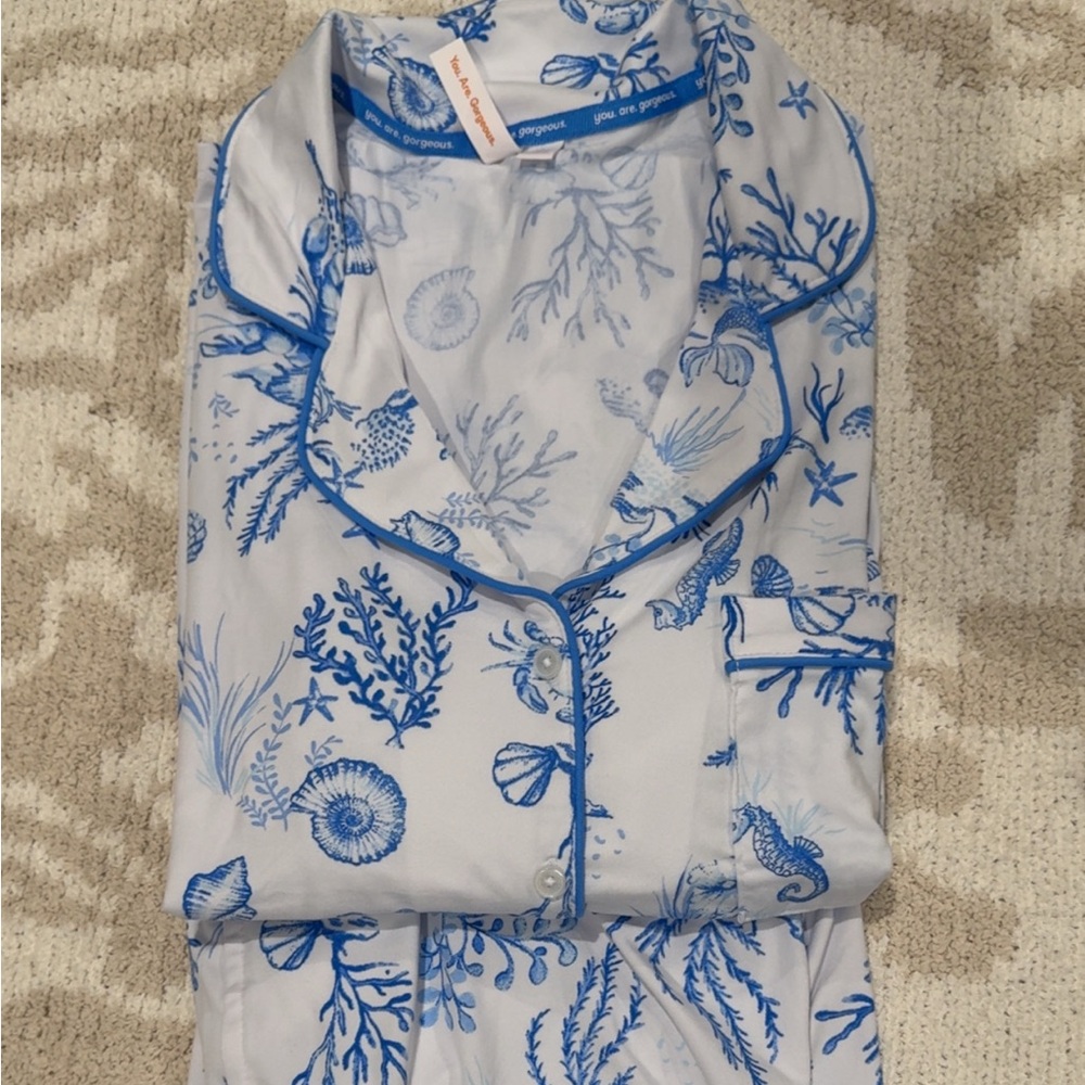 Women's White & Blue Seashell Pajama Set - Relaxed Button-Down
